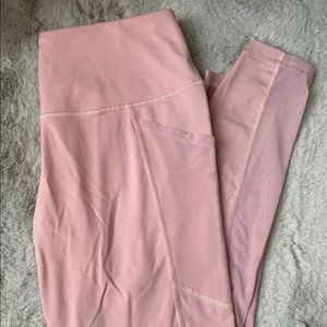 VS knockout leggings